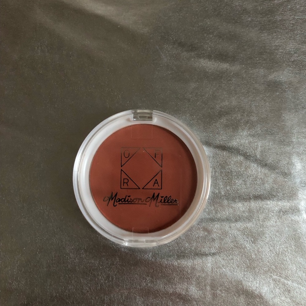 OFRA Madison Miller blush compact